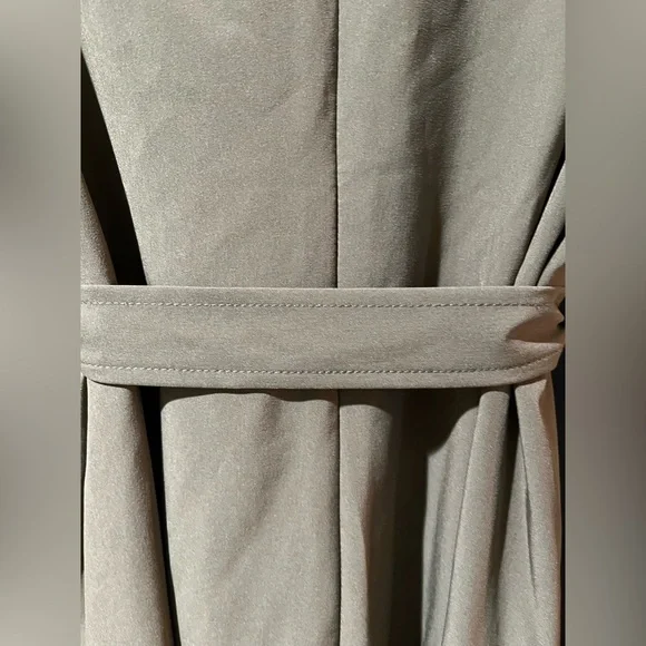 NEW Tulip Sleeve A-Line Dress NWT - Picture 11 of 13